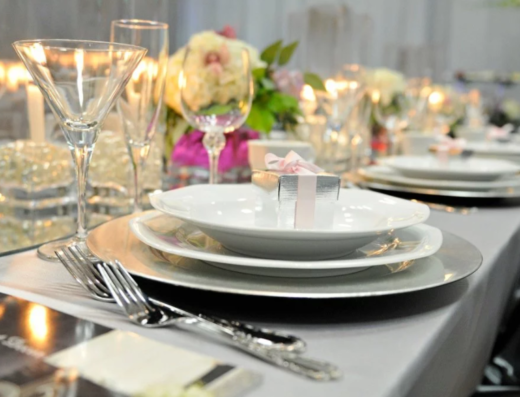 Tablesettings & More Rentals - Bridal Confidential